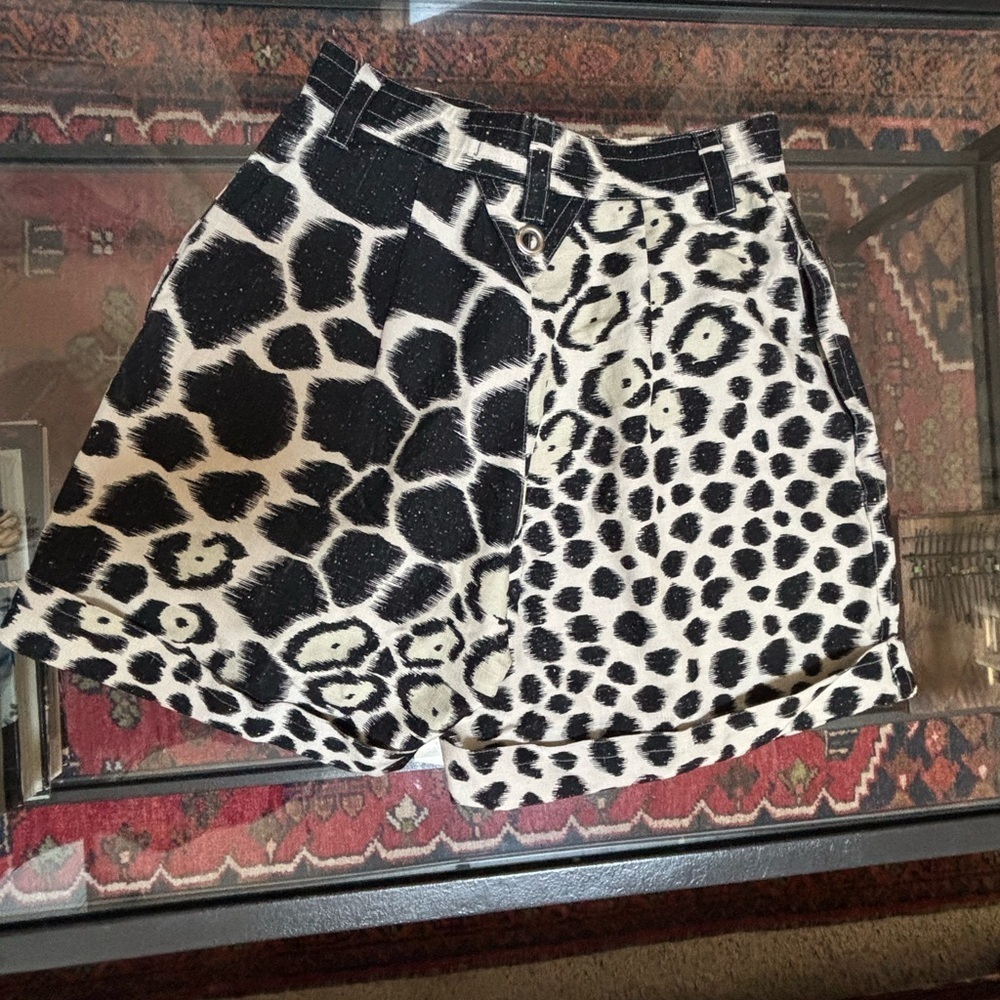 •RARE Yamamoto Kansai• Black & Cream Shorts 🖤✨